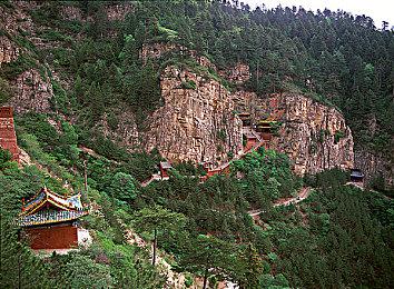 前2077开发者科幻新作《不可战胜》新实机预告